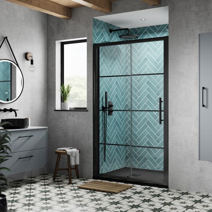 Cascade 8mm Matt Black Lined Sliding Shower Door